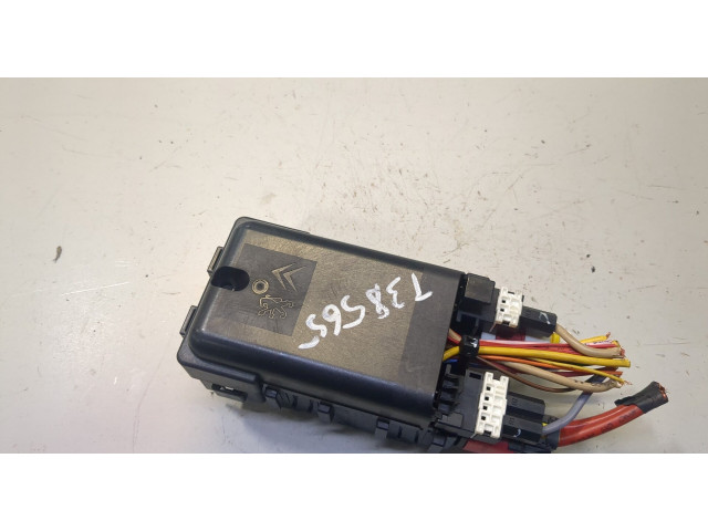 Блок предохранителей Citroen C4 2010-2015 1.6