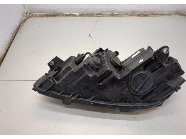 Фара передняя  Volkswagen Passat 7 2010-2019 Америка правая 