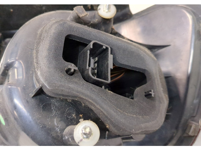 Задний фонарь 5M0945095N