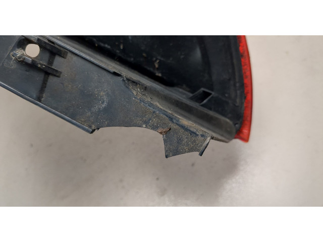 Задний фонарь          