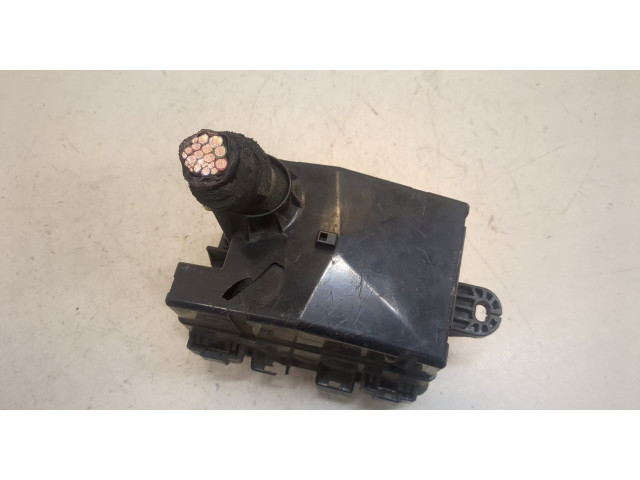 Блок предохранителей  Acura MDX 2007-2013         