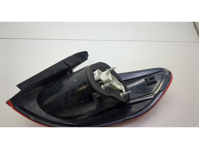 Задний фонарь          