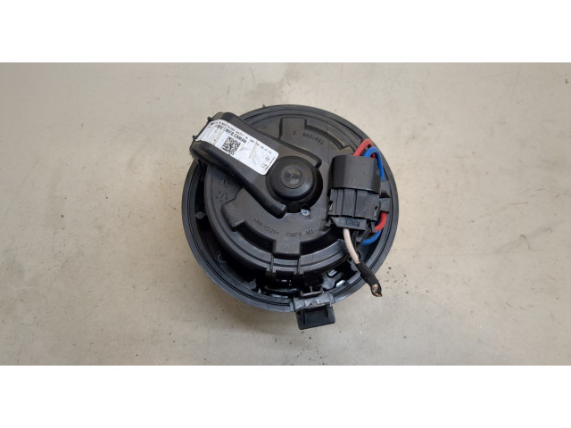 Моторчик печки  Dacia Duster 2017-2024        