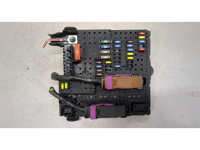 Блок предохранителей  Volvo XC90 2002-2006         