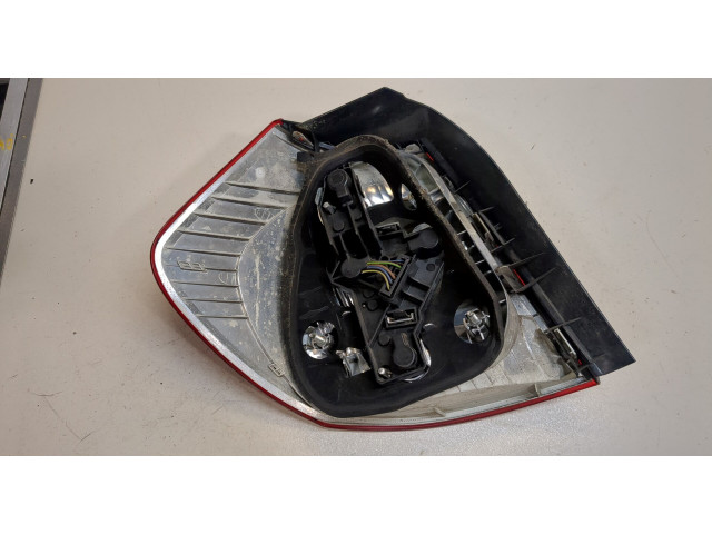 Задний фонарь          