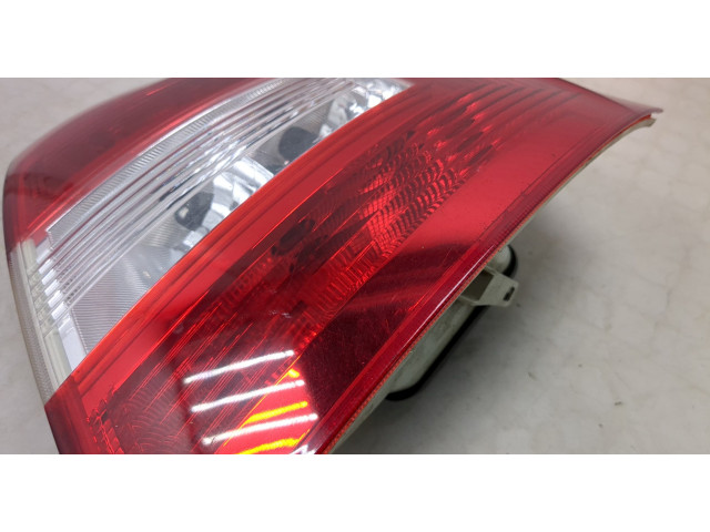 Задний фонарь