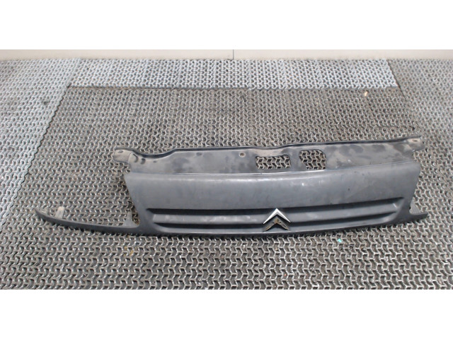 Решетка радиатора Citroen Saxo 1.1 7804J3