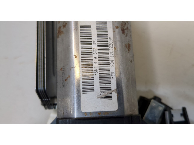 рейка Колонка рулевая Audi Q3 2011-2014