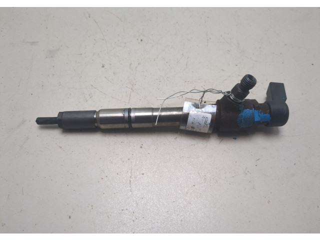 Форсунка топливная  Skoda Fabia 2007-2014    03L130277B     