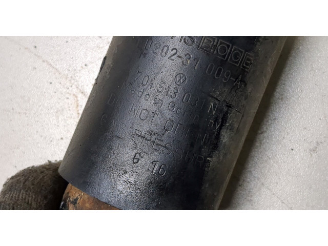 Стойка амортизатора  Volkswagen Transporter 4 1991-2003 701513031N     