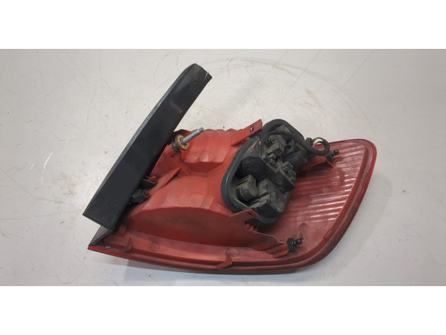 Задний фонарь          