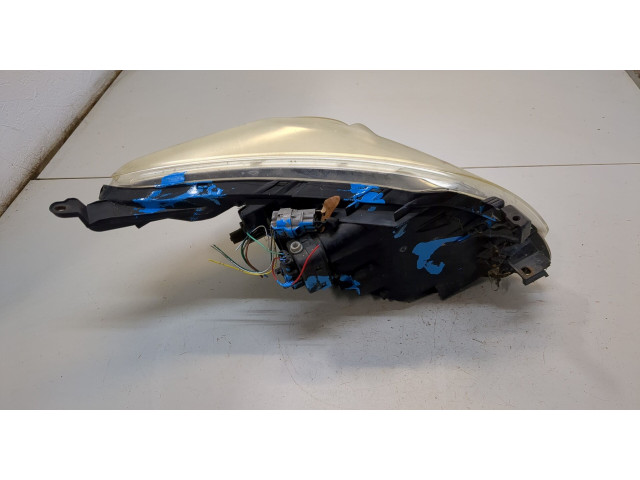 Фара передняя Toyota Urban Cruiser левая