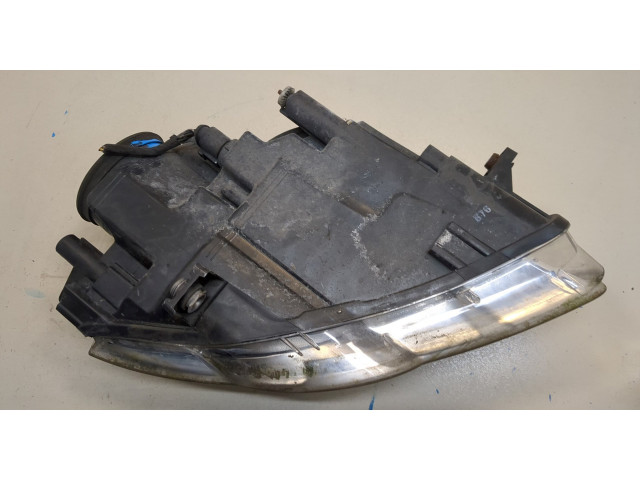 Фара передняя  Volkswagen Passat 6 2005-2010 левая 