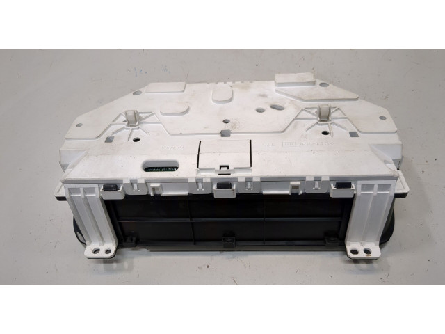 Панель приборов  Suzuki Grand Vitara 1997-2005            