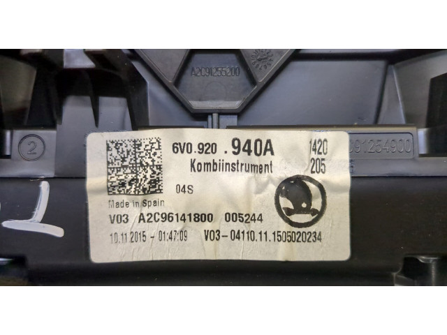 Панель приборов  Skoda Fabia 2014-2018       6V0920940A     