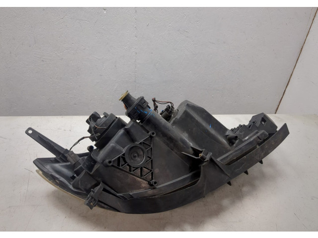 Фара передняя Mazda 3 (BK) 2003-2009 левая