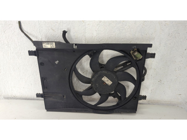 Вентилятор радиатора Opel Corsa D 2006-2014