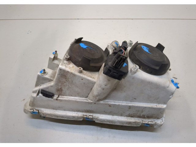 Фара передняя  Volvo S40 / V40 1995-2004 правая 