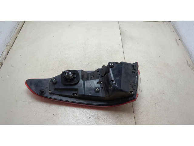 Задний фонарь          