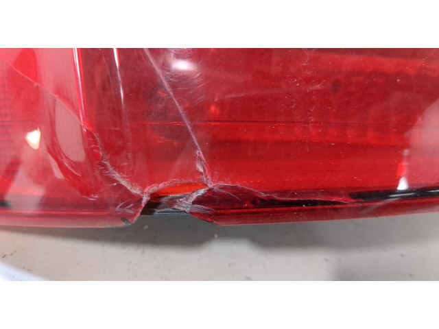 Задний фонарь          