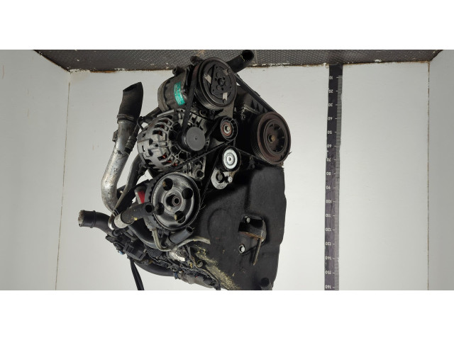 Форсунка топливная  Volvo S40 / V40 1995-2004    8602508     