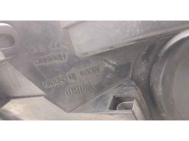 Фара передняя  Volkswagen Passat 6 2005-2010 левая 