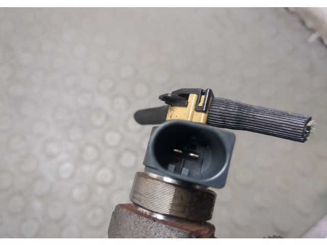 Форсунка топливная  Skoda Octavia (A7) 2013-2023    04L130277AE, 0445110471     