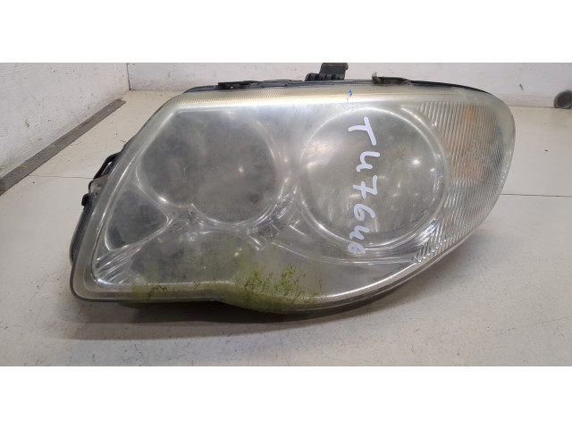Фара передняя  Chrysler Voyager 2001-2007 левая 