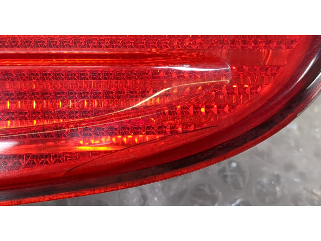 Задний фонарь          