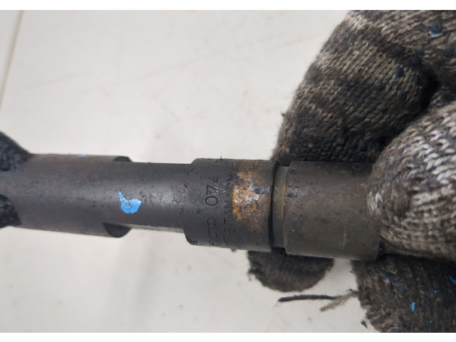 Форсунка топливная  Volkswagen Transporter 4 1991-2003    074130201LX     