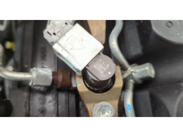 Форсунка топливная Toyota RAV 4 2012-2019