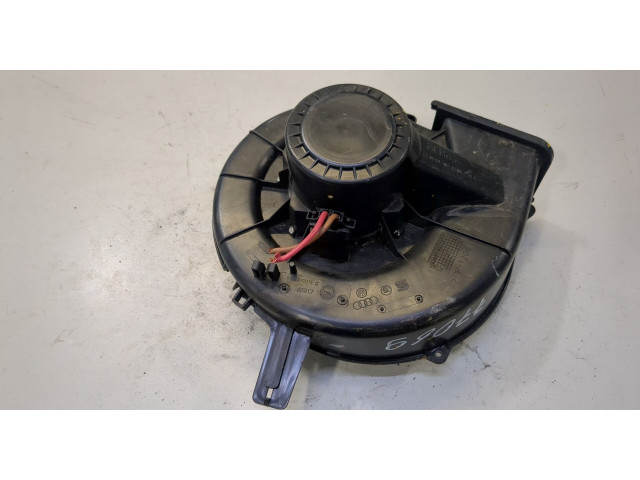 Моторчик печки Skoda Fabia 2004-2007 6Q2819015C 6Q2819015C