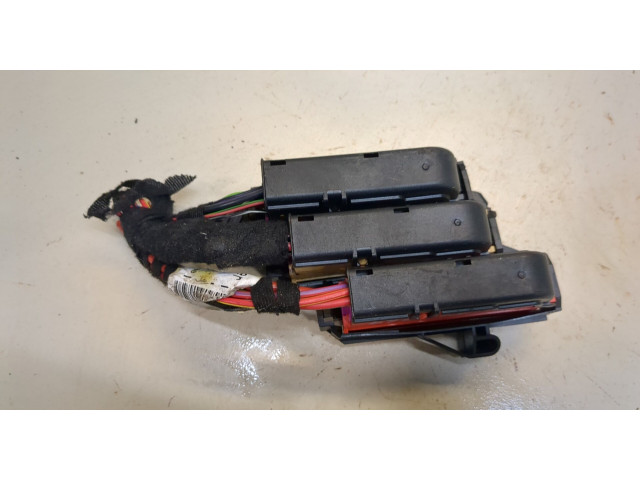 Блок предохранителей Audi A5 2011-2016