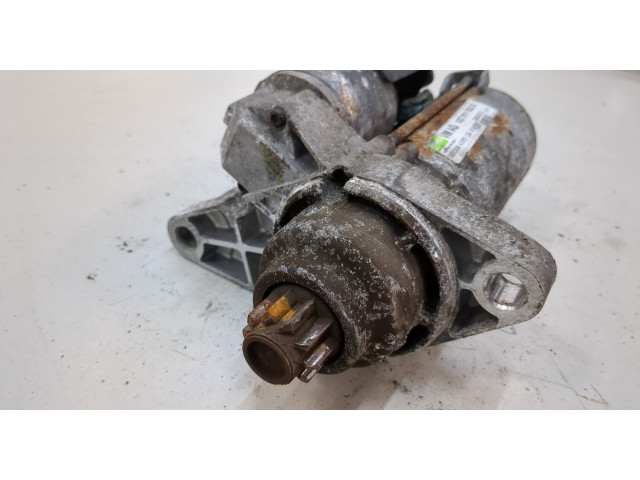 Стартер  Volkswagen Golf 5 2003-2009 1.4     