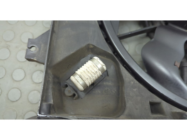 Вентилятор радиатора KIA Venga 2009-2018