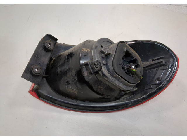 Задний фонарь          