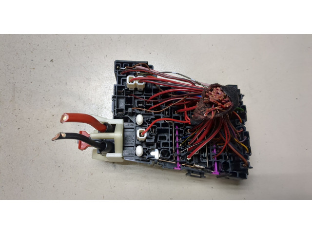 Блок предохранителей Volkswagen Jetta 7 2018-