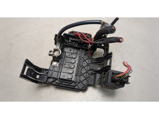 Блок предохранителей Volkswagen Golf 5 2003-2009 6R0937550A