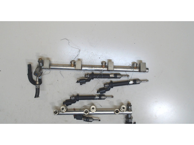 Форсунка топливная  Volkswagen Touareg 2010-2014    03H133316N     