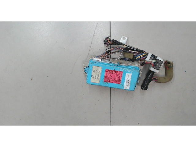 Блок предохранителей Mitsubishi Lancer 9 2003-2006