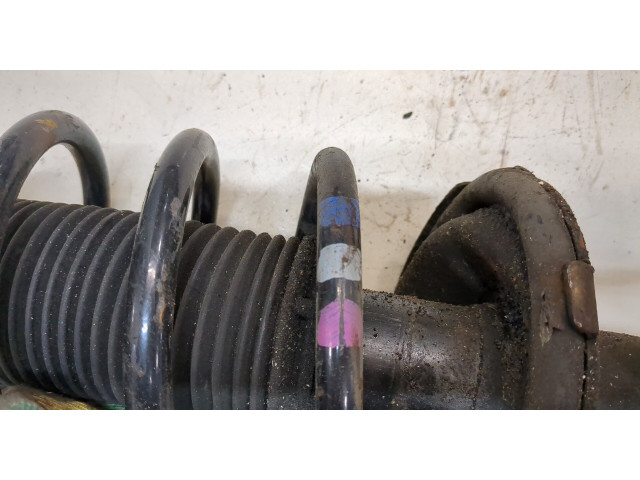 Стойка амортизатора  Ford Kuga 2008-2012      