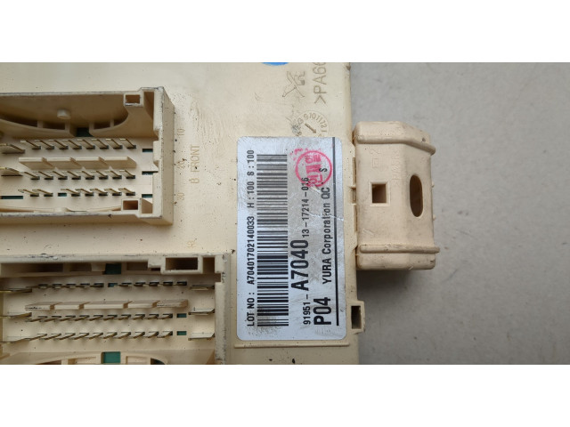 Блок предохранителей  KIA Cerato 2013-2020      91951A7040   