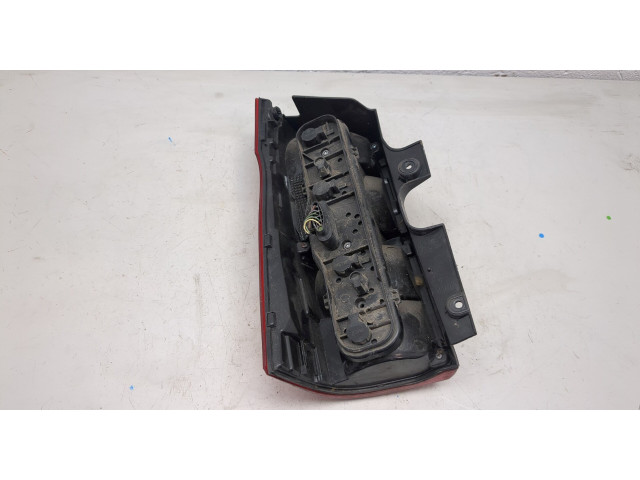 Задний фонарь          