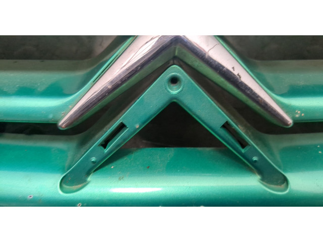 Решетка радиатора  Citroen Berlingo 1997-2002          