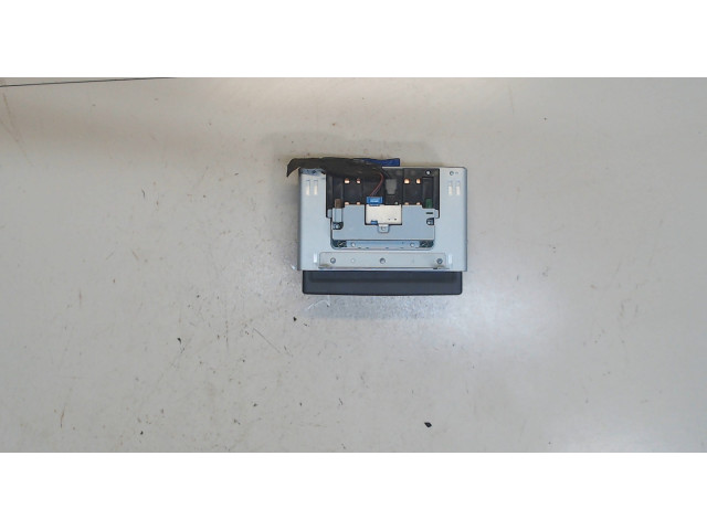 Дисплей бортового компьютера  Volvo XC70 2007-2013 31282523        