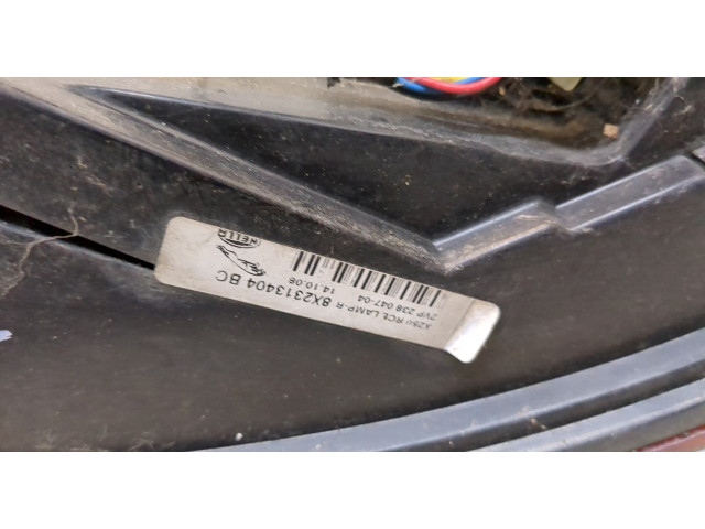 Задний фонарь 8X2313404BC