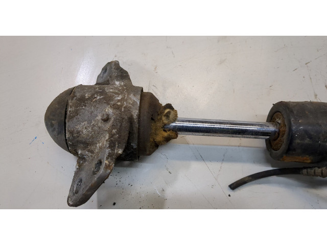 Стойка амортизатора  Volkswagen Passat CC 2008-2012      