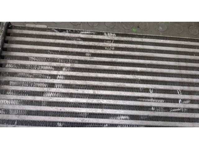 Интеркулер Nissan Primastar 2.0 8200411160