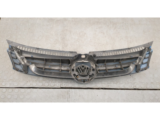 Решетка радиатора Volkswagen Golf Plus 5M0853651A, 3C0853601C