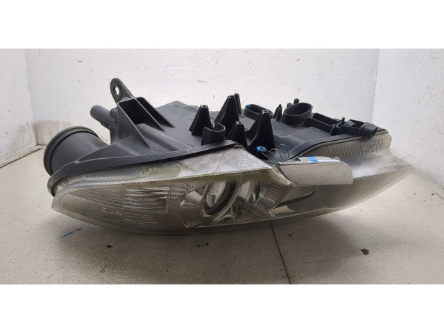 Фара передняя  Skoda SuperB 2008-2015 левая 